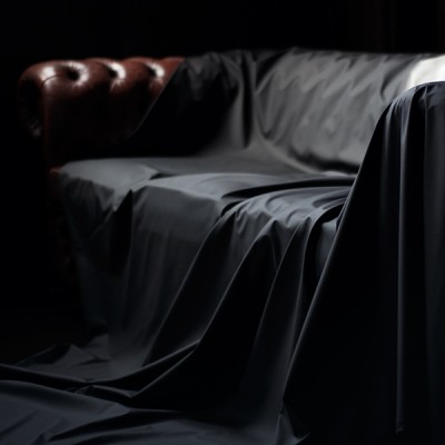 Fluidproof Throw – Black